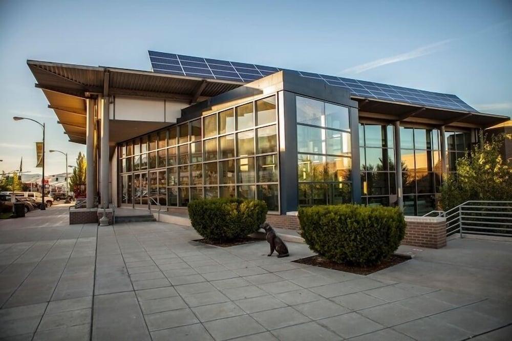 Hilton Garden Inn Wenatchee, Wa Экстерьер фото