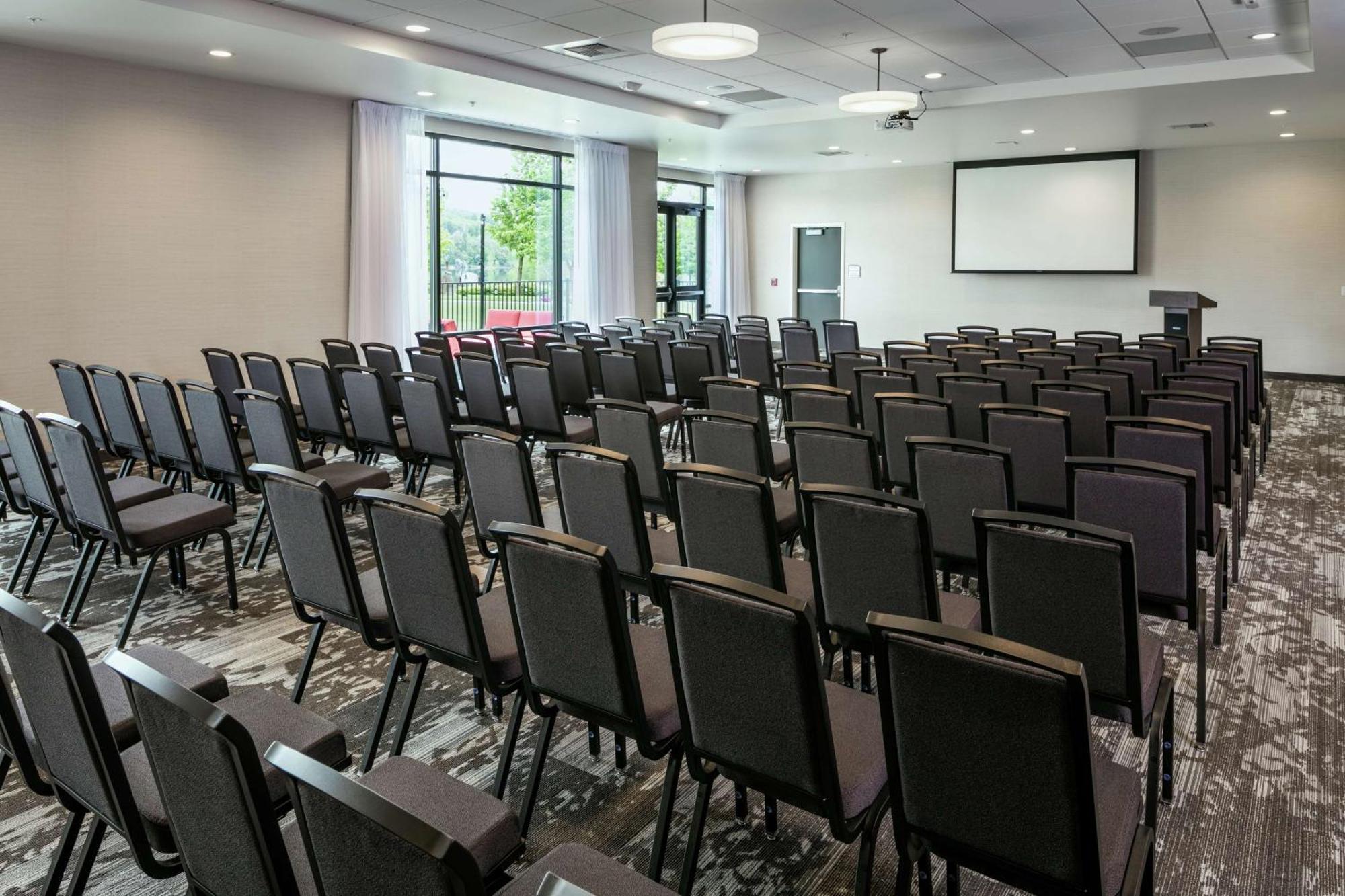 Hilton Garden Inn Wenatchee, Wa Экстерьер фото