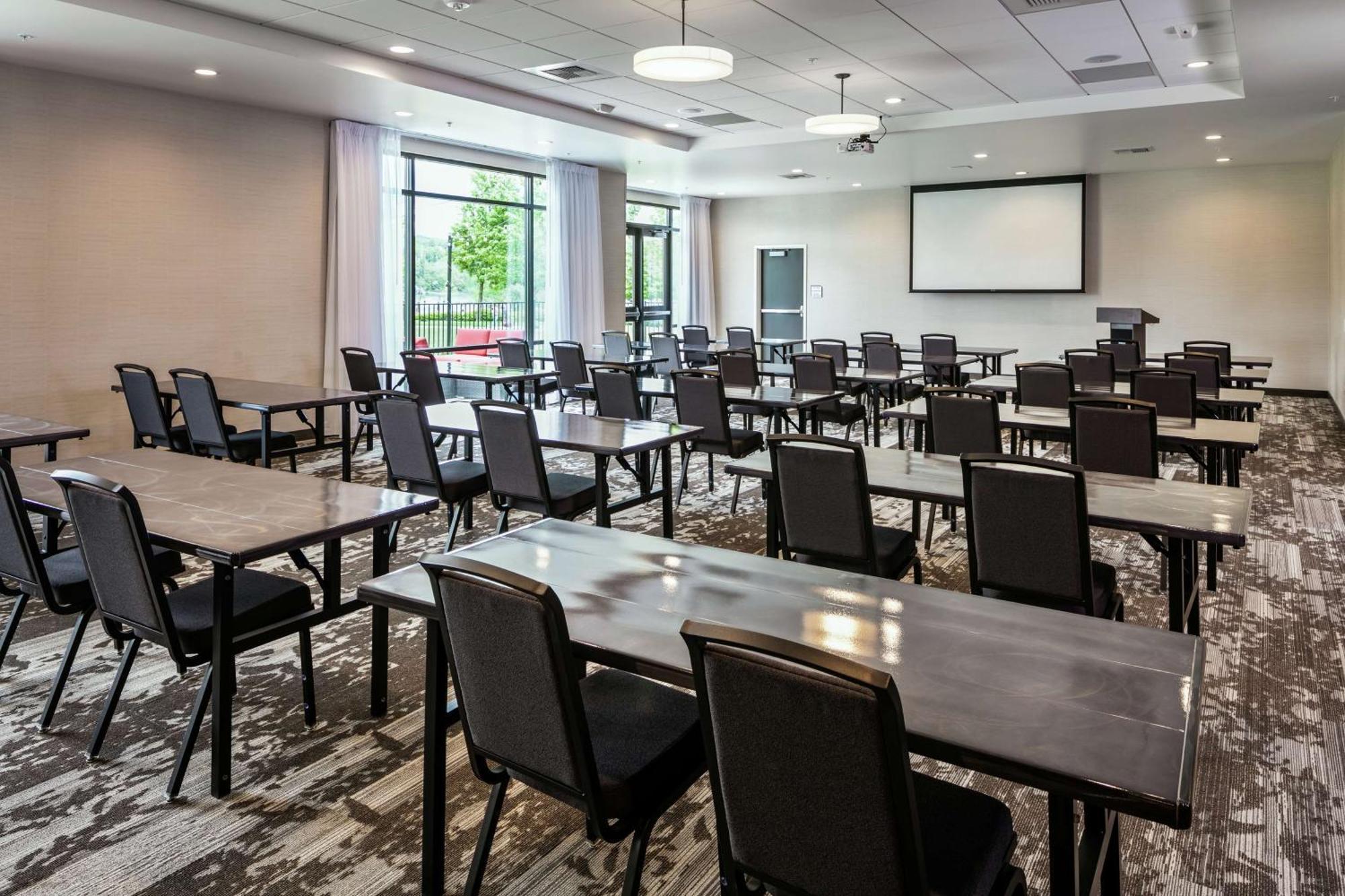 Hilton Garden Inn Wenatchee, Wa Экстерьер фото