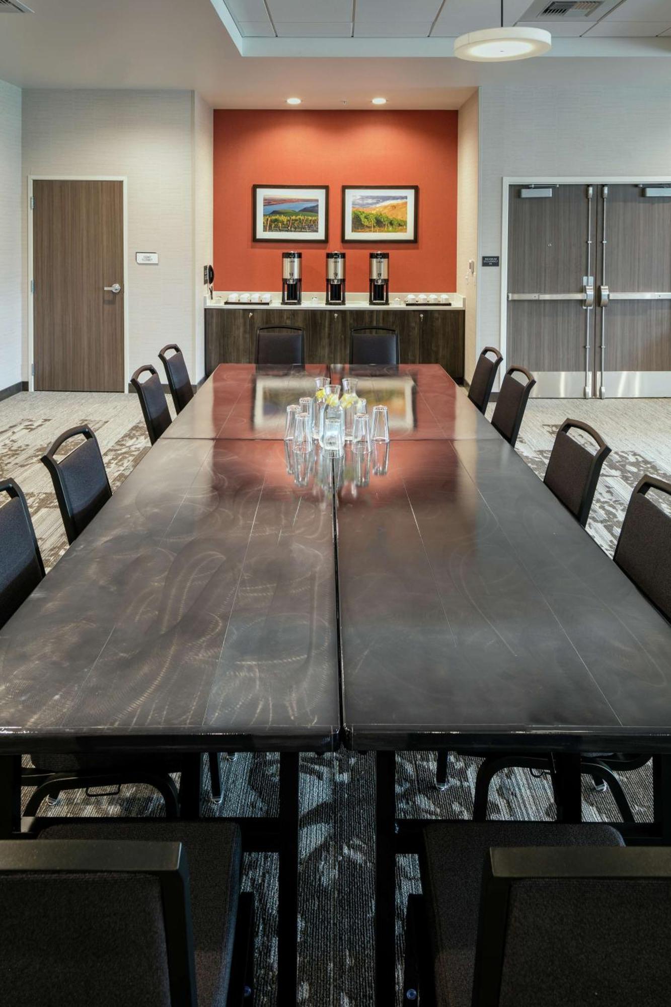 Hilton Garden Inn Wenatchee, Wa Экстерьер фото